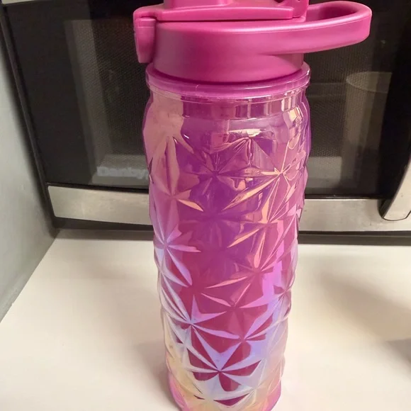 Iridescent Pink Geometric Sport Water Bottle with Flip Straw - Picture 4 of 5